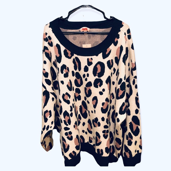 EVRI Leopard Print Long Sleeve Sweater. - Picture 3 of 6